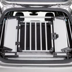 Trixie Friends On Tour Universal Boot Barrier 94-114 X 60 Cm (W X H) -Zoo Plus 122302 trixie friendsontour universal heckgitter rocky hs 02 4