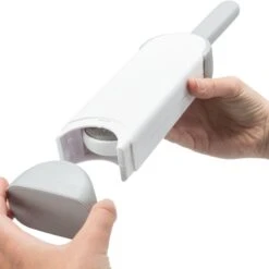 Trixie Lint Brush With Cleaning Station 1 Brush 12 Trixie Lint Brush With Cleaning Station 1 Brush -Zoo Plus 144497 trixie fusselbuerste reinigungsstation catdog 33cm hs 10 4