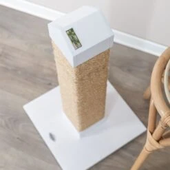 Trixie BE NORDIC Cat Scratching Post White -Zoo Plus 385712 trixie benordic kratzstamm iben hs 03 7