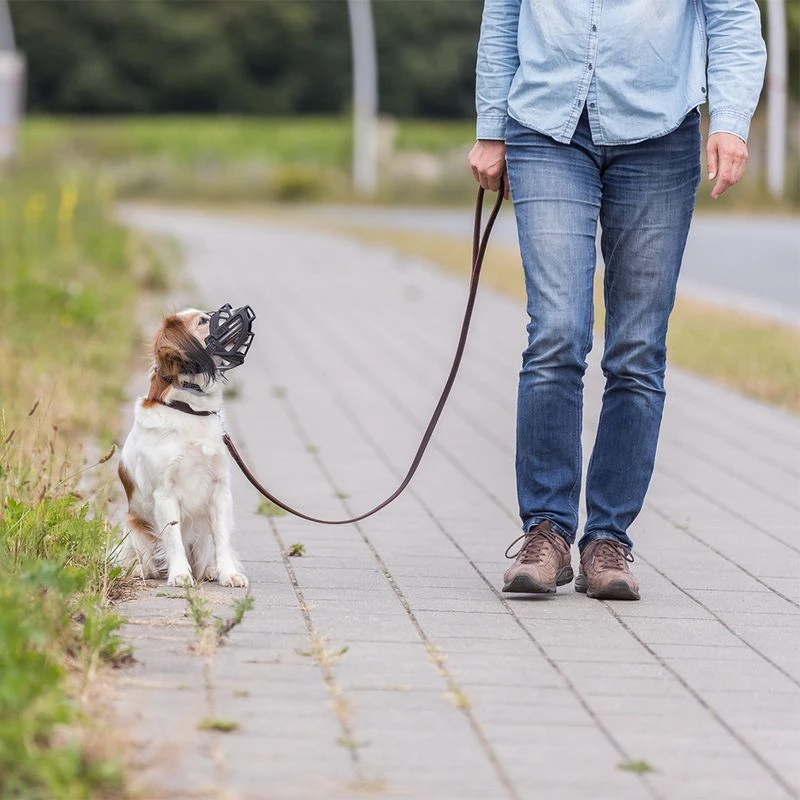 Trixie Flex Rubber Muzzle Size XL - XXL: Great Dane, Leonberger - Image 4