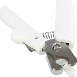 Trixie Claw Scissors With LED Light Size: 15cm 15 Trixie Claw Scissors With LED Light Size: 15cm -Zoo Plus 546599 trixie krallenschere mit led licht hs 06 8