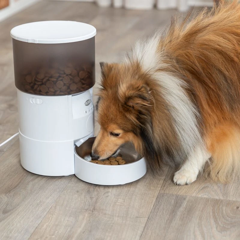 Trixie TX-S Smart Automatic Feeder Up To 3 Litres Of Dry Food - White - Image 3