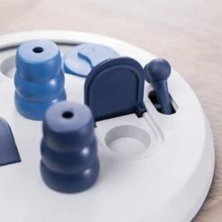 Trixie Activity Flip Board Dog Toy 23cm (Diameter) -Zoo Plus 56635 trixie dog activity flip board hs 02 2