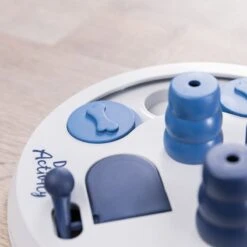 Trixie Activity Flip Board Dog Toy 28cm (Diameter) -Zoo Plus 56635 trixie dog activity flip board hs 03 6 1